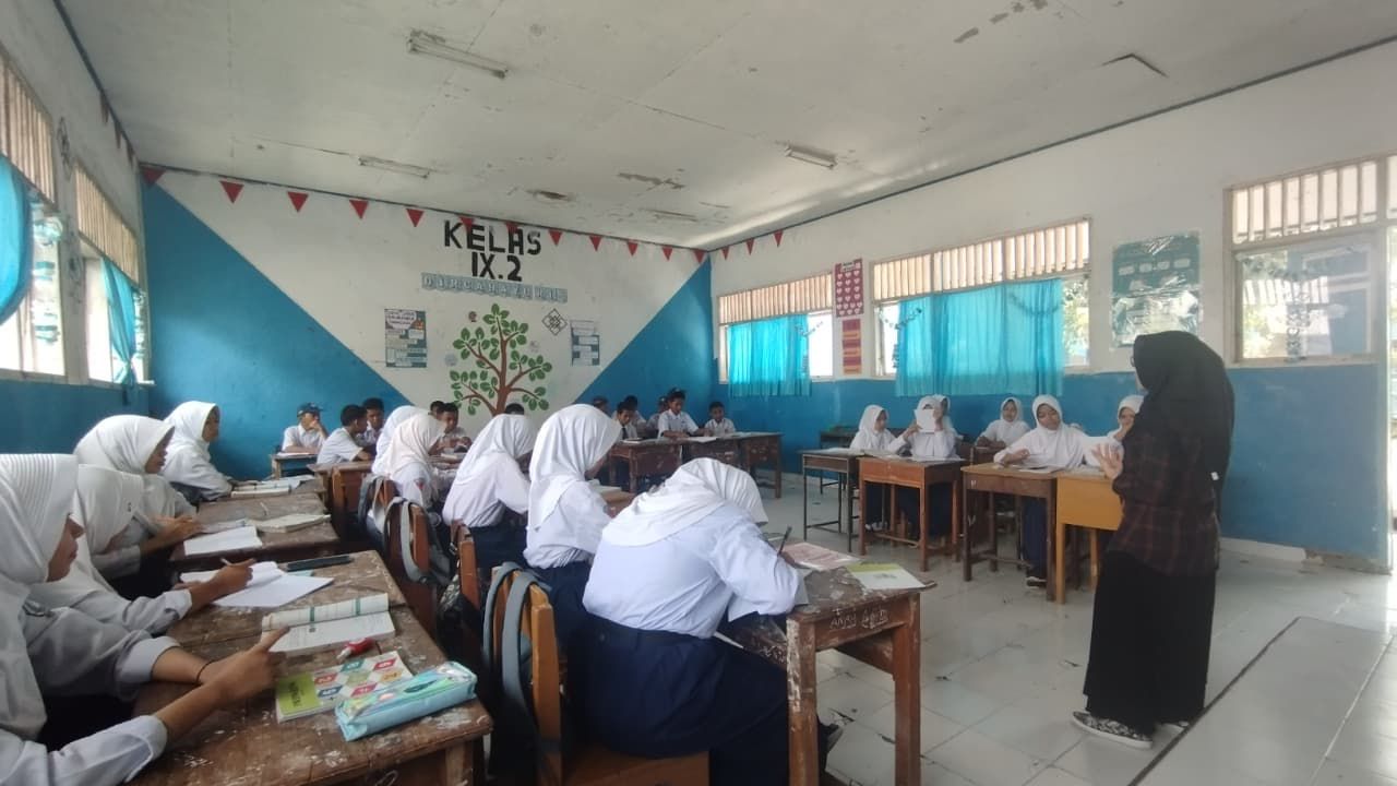 Sosialisasi Bimbel TIEC-ID di SMP Negeri 1 Mappakasunggu